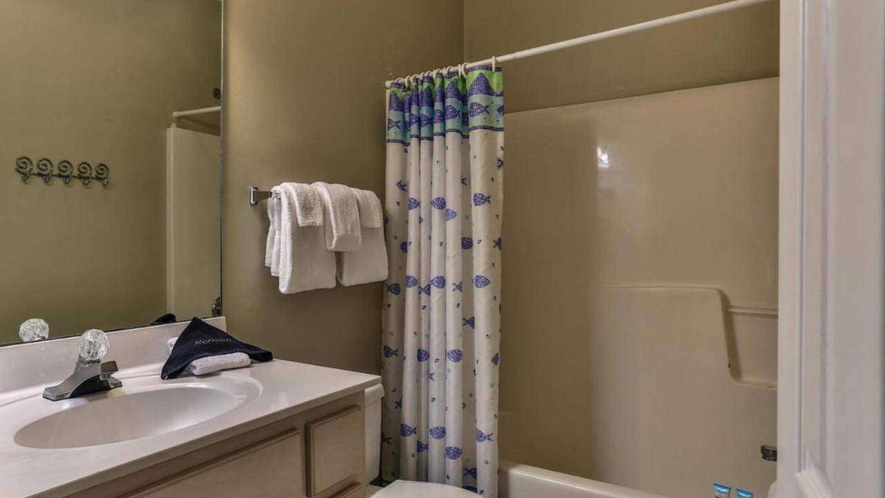 Biglows Bungalow - About A Quarter Mile To Private Neighborhood Beach Access, Pet Friendly, Community Pool Destin Ngoại thất bức ảnh
