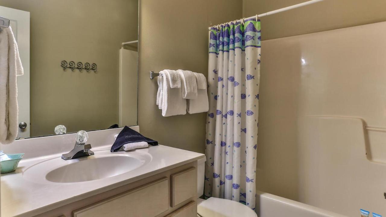 Biglows Bungalow - About A Quarter Mile To Private Neighborhood Beach Access, Pet Friendly, Community Pool Destin Ngoại thất bức ảnh